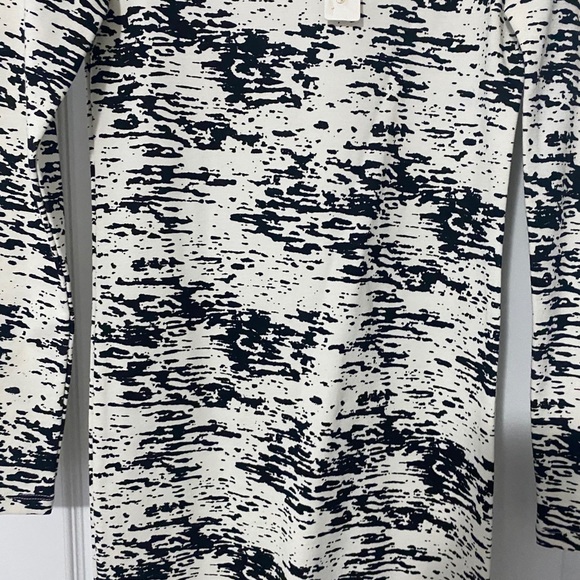 Never been worn midi dress - Picture 4 of 6